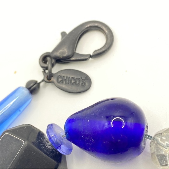 CHICO’S Blue Glass Beads Necklace - Picture 2 of 5